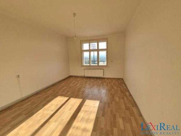 Pronájem bytu 1+kk, Praha - Vršovice, Oblouková, 29 m2