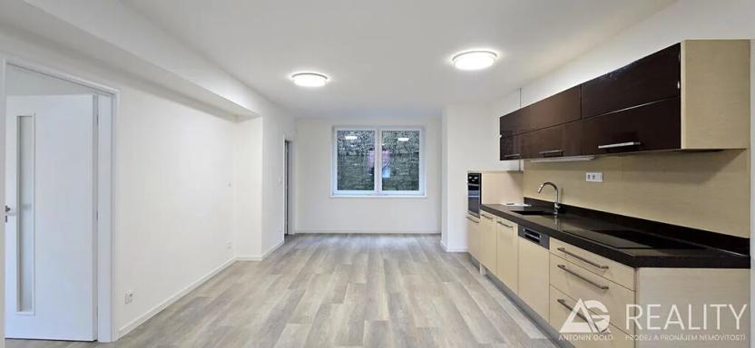 Prodej bytu 3+kk, Praha - Hlubočepy, Pod Žvahovem, 100 m2