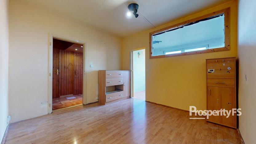 Prodej bytu 1+1, Ústí nad Labem - Krásné Březno, Rozcestí, 41 m2