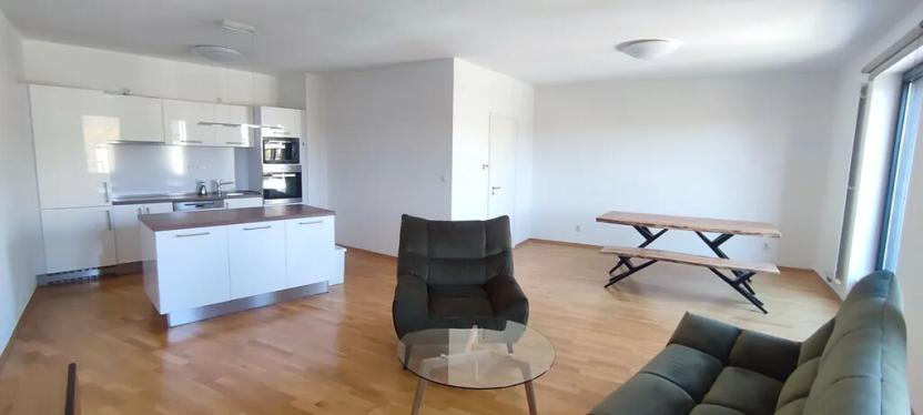 Pronájem bytu 3+kk, Ostrava, Biskupská, 101 m2