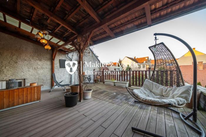 Prodej rodinného domu, Ivančice, Jana Schwarze, 178 m2