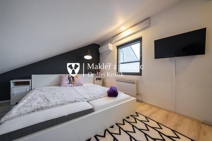 Prodej rodinného domu, Ivančice, Jana Schwarze, 178 m2