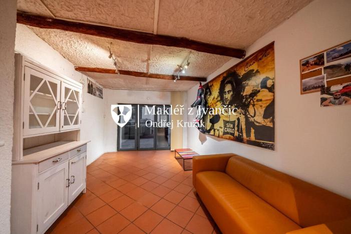 Prodej rodinného domu, Ivančice, Jana Schwarze, 178 m2