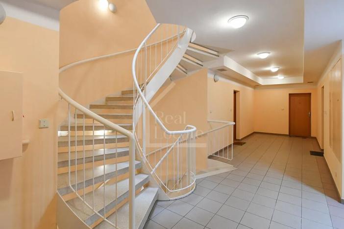 Pronájem bytu 2+kk, Praha - Košíře, Naskové, 60 m2