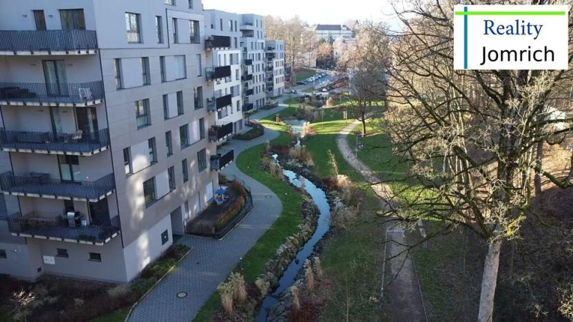 Pronájem bytu 2+kk, Liberec, Vítězná, 60 m2