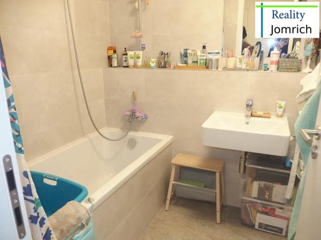 Pronájem bytu 2+kk, Liberec, Vítězná, 60 m2