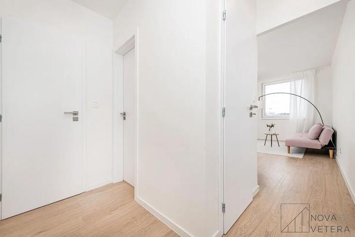 Pronájem bytu 2+kk, Praha - Žižkov, Květinková, 50 m2