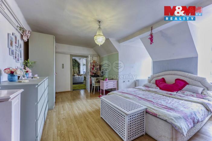 Prodej bytu 2+1, Cheb, Dlouhá, 86 m2