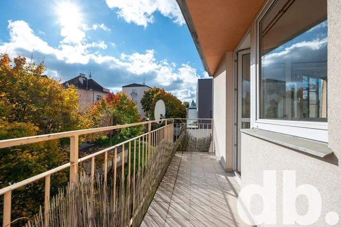 Pronájem bytu 3+kk, Karlovy Vary, Rumunská, 76 m2