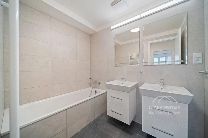 Pronájem bytu 2+kk, Praha - Chodov, Líbalova, 50 m2