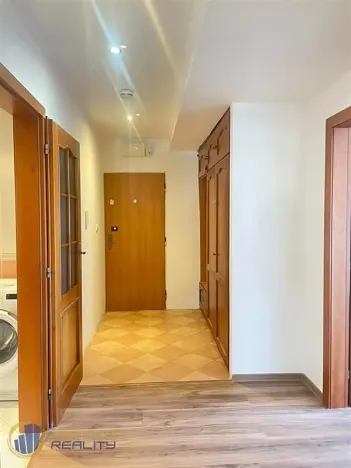 Prodej bytu 3+1, Praha - Dejvice, Evropská, 89 m2