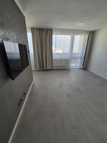 Pronájem bytu 1+1, Kladno, Čs. armády, 36 m2