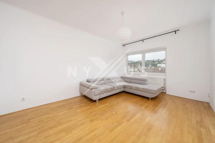 Pronájem bytu 2+kk, Praha - Smíchov, Holečkova, 43 m2