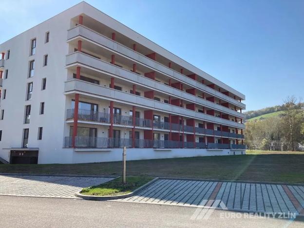 Pronájem bytu 1+kk, Zlín, Boněcký rybník, 38 m2
