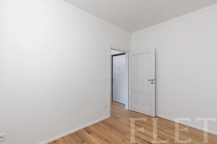 Pronájem bytu 2+kk, Praha - Smíchov, Plzeňská, 30 m2