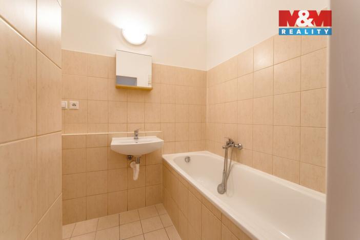 Prodej bytu 2+kk, Praha - Kyje, Pelušková, 52 m2