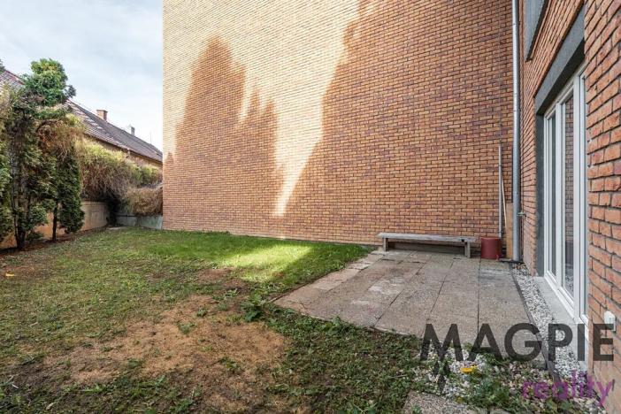 Prodej bytu 2+kk, Praha - Uhříněves, Karla Zicha, 37 m2