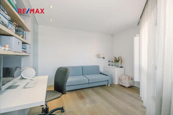 Prodej atypického bytu, Pardubice, Nerudova, 160 m2