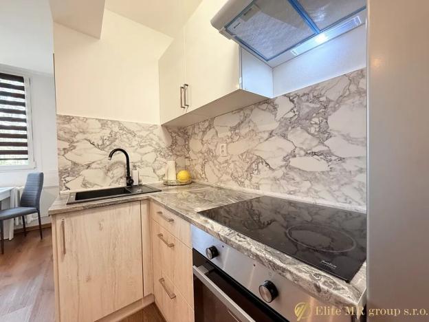 Prodej bytu 2+kk, Mladá Boleslav, Na Radouči, 42 m2