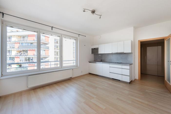 Pronájem bytu 1+kk, Praha - Zličín, Sazovická, 28 m2