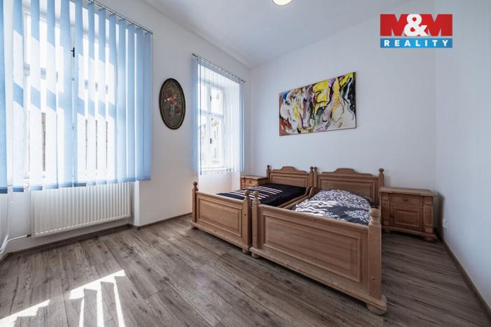 Pronájem bytu 3+1, Chomutov, Ruská, 92 m2