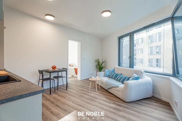 Pronájem bytu 2+kk, Praha - Košíře, Starokošířská, 43 m2