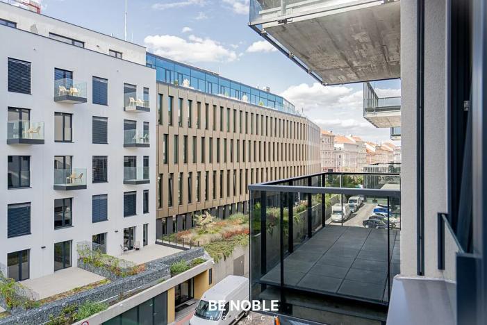 Pronájem bytu 2+kk, Praha - Košíře, Starokošířská, 43 m2