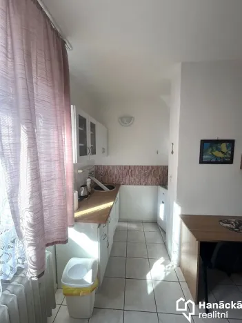 Pronájem bytu 1+kk, Olomouc, Dobnerova, 25 m2