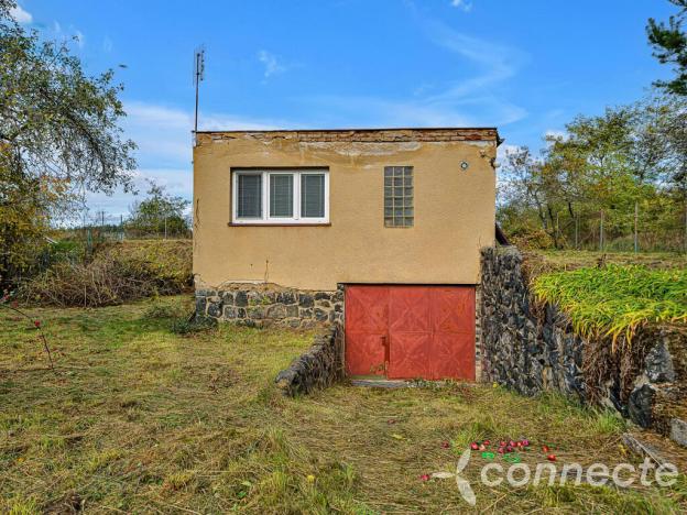 Prodej pozemku, Praha - Lipence, U žlábku, 1270 m2