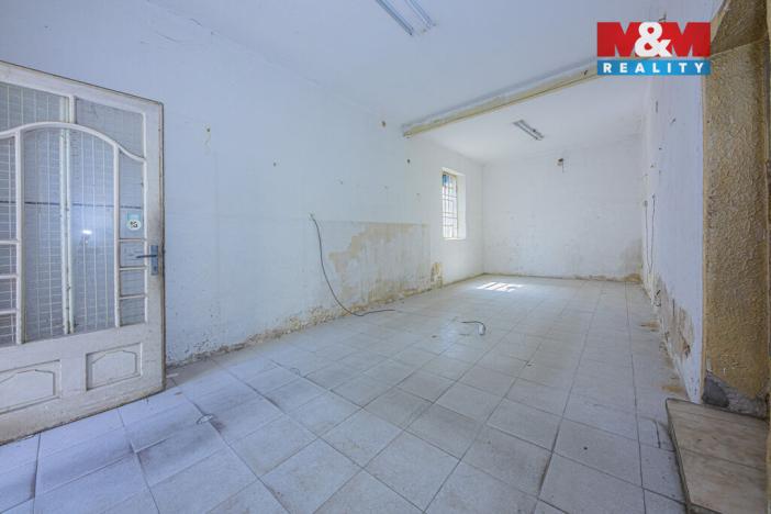 Prodej obchodního prostoru, Uhlířské Janovice, Komenského, 155 m2