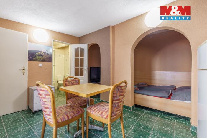 Prodej činžovního domu, Karlovy Vary - Bohatice, Jáchymovská, 700 m2