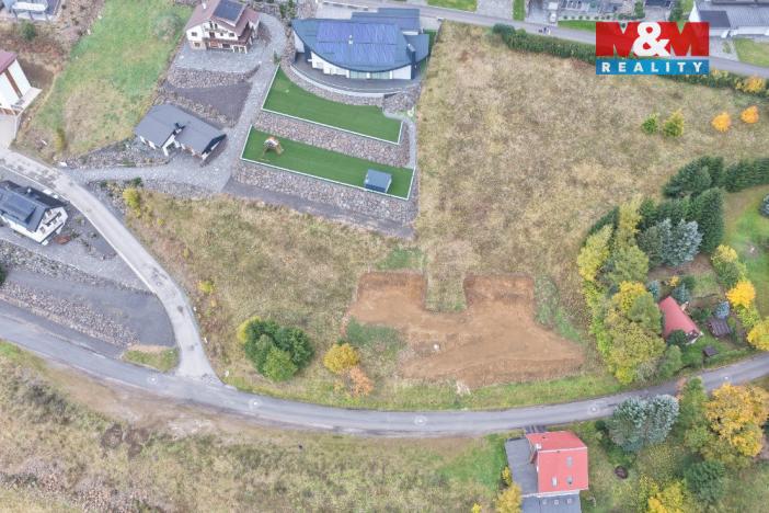 Prodej komerčního pozemku, Loučná pod Klínovcem - Loučná, 1666 m2