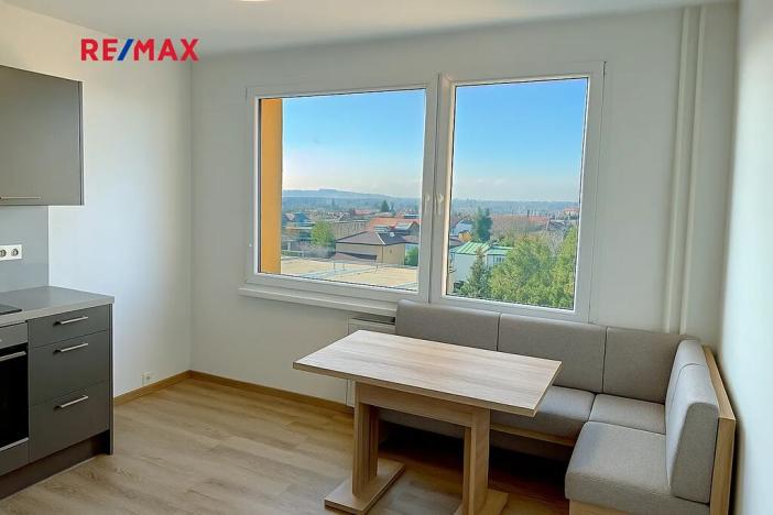 Pronájem bytu 2+kk, Praha - Libuš, Na domovině, 38 m2