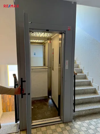 Pronájem bytu 2+kk, Praha - Libuš, Na domovině, 38 m2