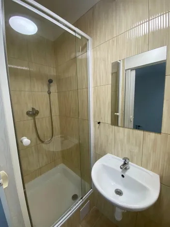 Pronájem bytu 1+kk, Praha - Hlubočepy, Na Zlíchově, 14 m2