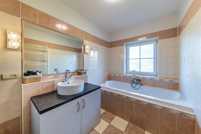 Prodej rodinného domu, Letiny, 282 m2