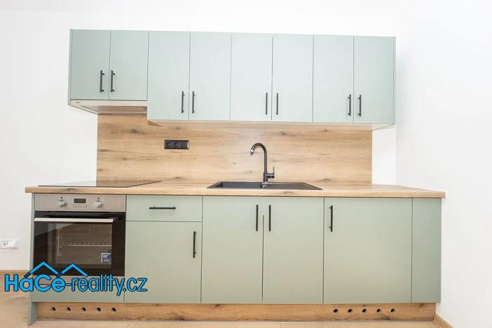 Pronájem bytu 1+kk, Kvasiny, 35 m2