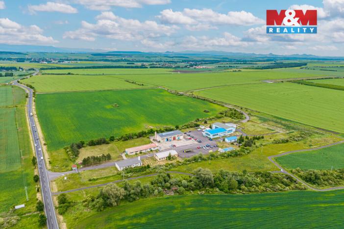 Prodej komerčního pozemku, Droužkovice, 37978 m2