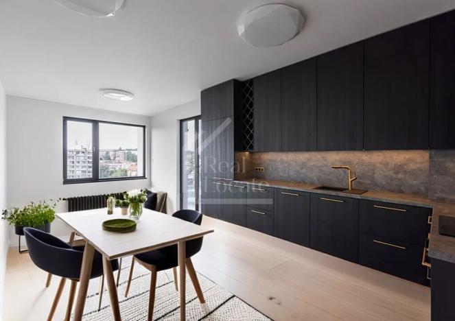 Prodej bytu 3+kk, Praha - Hrdlořezy, V třešňovce, 81 m2