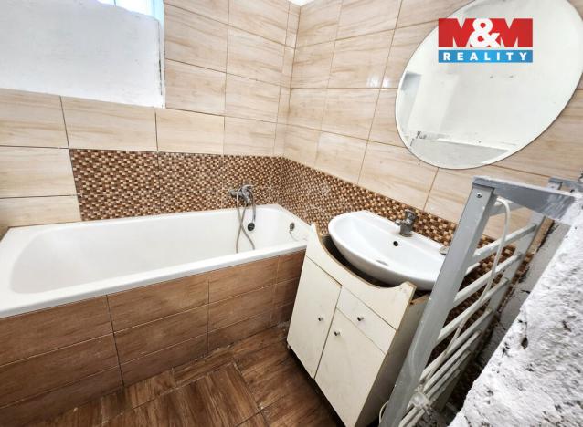 Prodej rodinného domu, Vroutek - Mukoděly, 90 m2