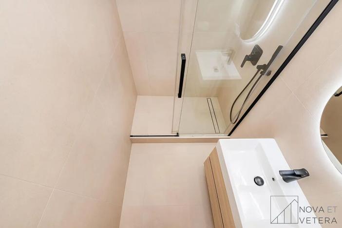 Prodej bytu 3+kk, Praha - Holešovice, Tusarova, 68 m2