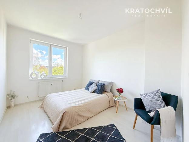 Prodej bytu 3+kk, Vestec, U Strouhy, 66 m2