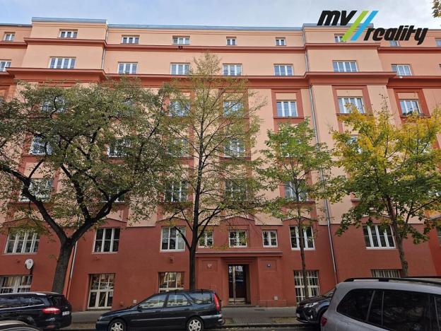 Pronájem bytu 3+kk, Praha - Holešovice, Na Maninách, 70 m2