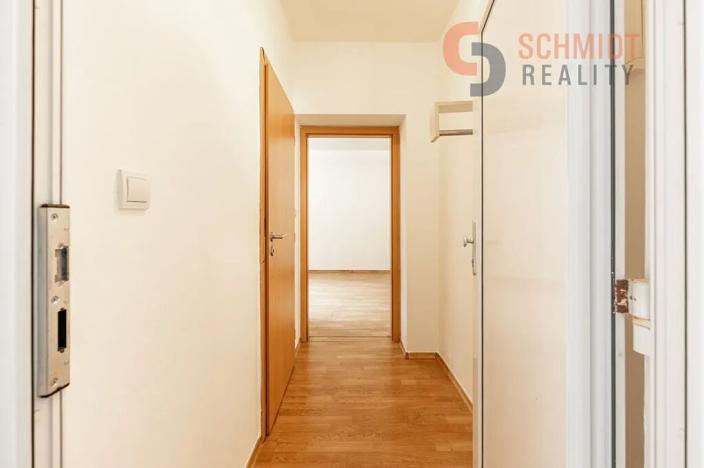 Pronájem bytu 1+kk, Břeclav, třída 1. máje, 20 m2