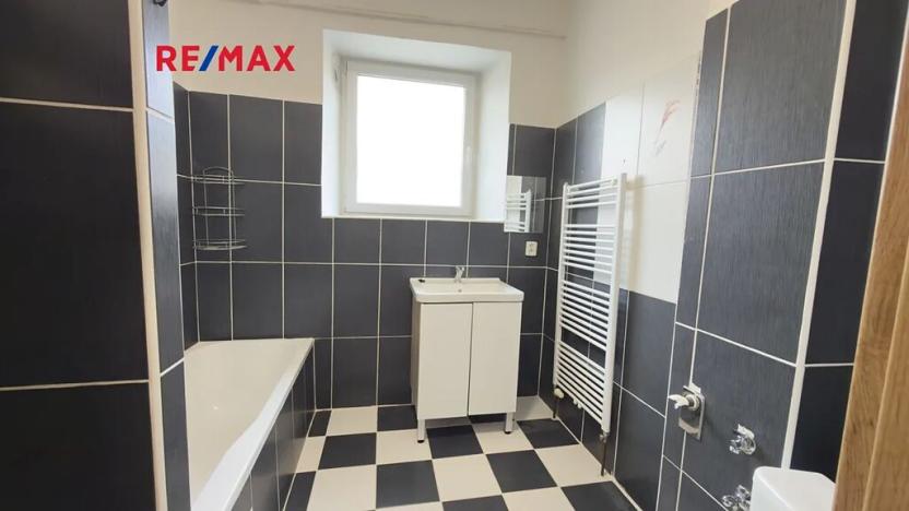 Prodej bytu 2+1, Mírov, 55 m2