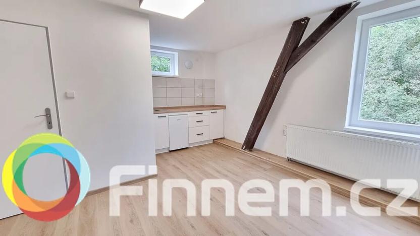 Pronájem skladu, Praha - Písnice, 380 m2