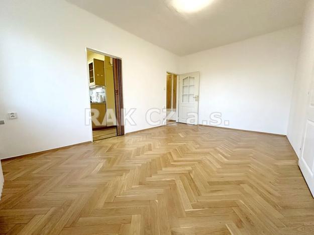 Pronájem bytu 3+1, Praha - Vinohrady, Nad Primaskou, 62 m2