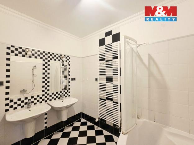 Prodej bytu 3+1, Praha - Dejvice, Mydlářka, 105 m2