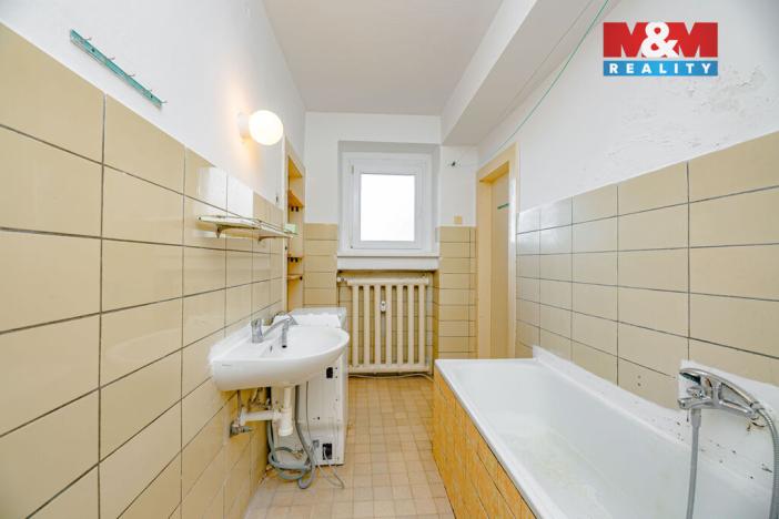 Prodej bytu 3+1, Náchod, Bartoňova, 84 m2