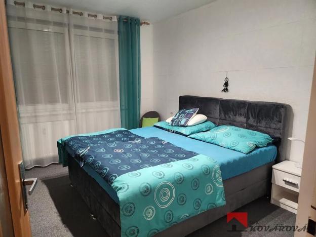 Prodej bytu 2+1, Klášterec nad Ohří, Družstevní, 62 m2